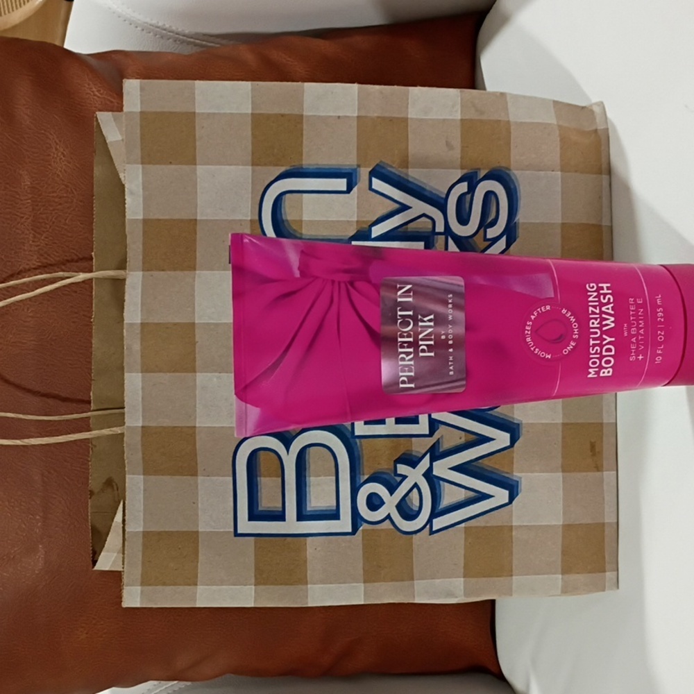 Bath & Body Works Perfect in Pink Body Wash